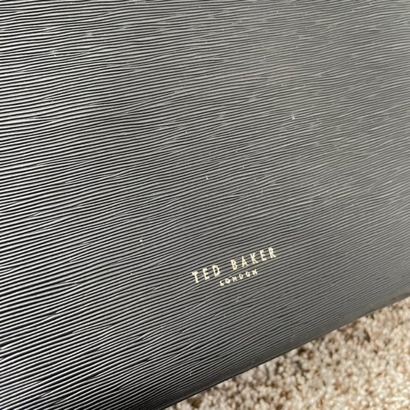 Ted Baker | Deannah Bow Detail Shopper - Picture 4 of 15